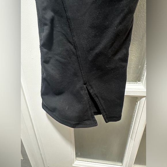 Athleta Split Flare Crop - Picture 5 of 7